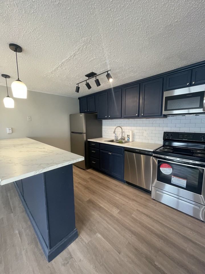 9554 Olde Woods Dr #NA - Photo 3 of 11