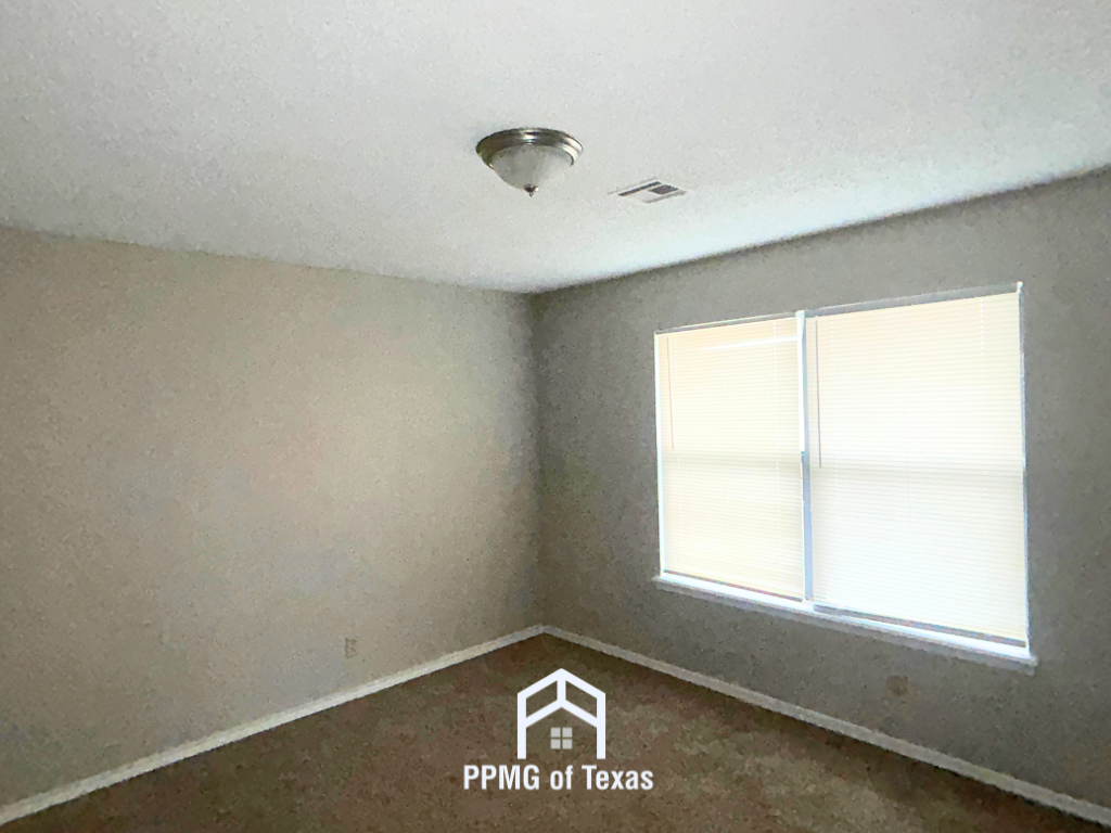 1204 S 34th St - Photo 6 of 18