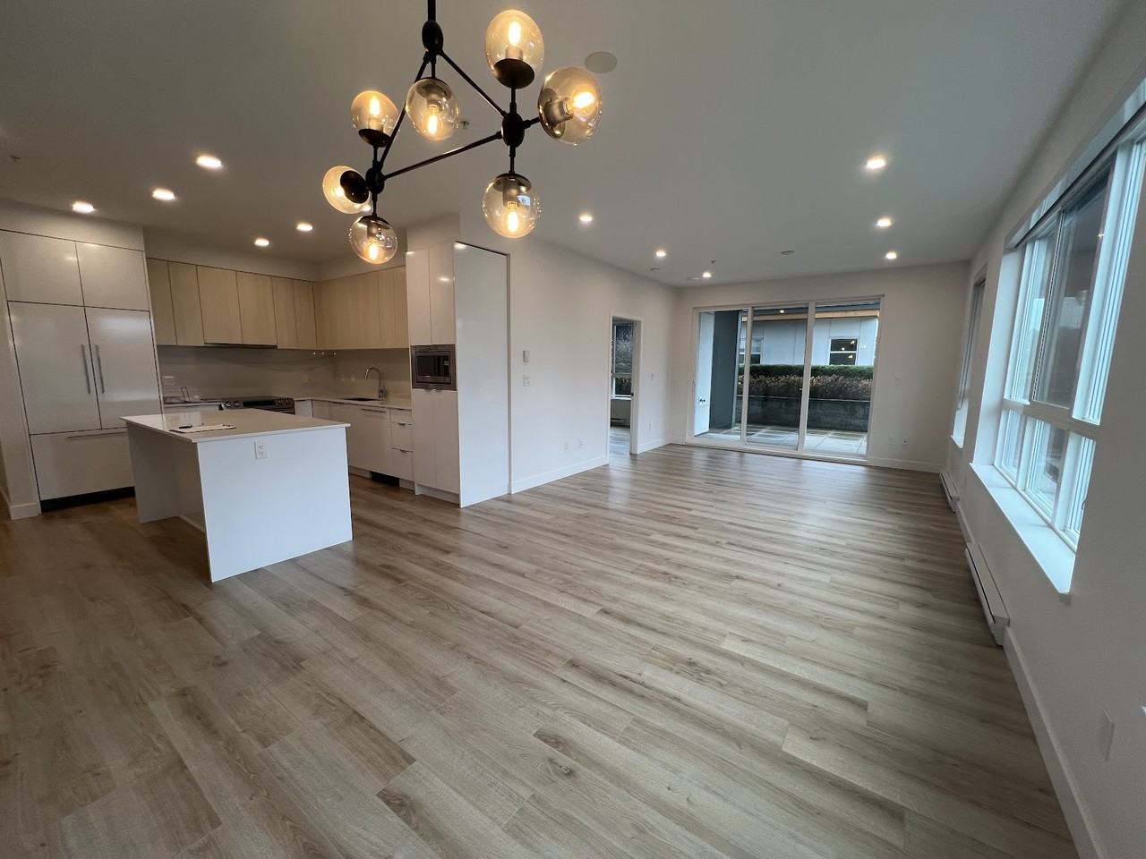 1792 Starling Dr - Photo 6 of 16