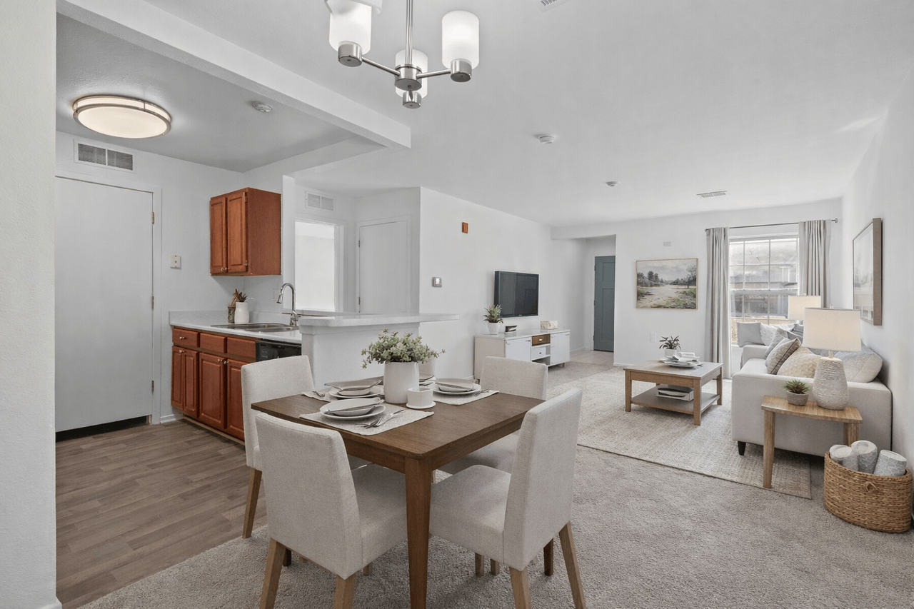 Canton Club Apartments - Photo 6 of 43