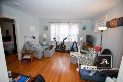 94 Kent St #2 - Photo 3 of 6