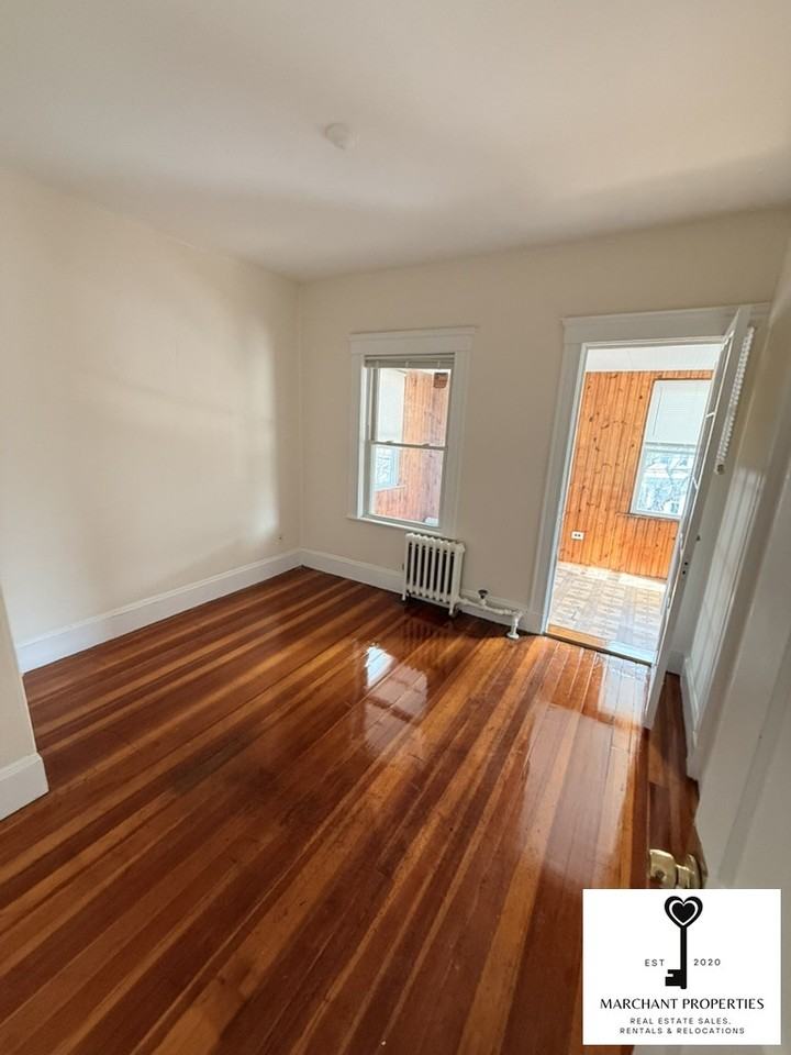 124 Hillside Rd #2 - Photo 3 of 11