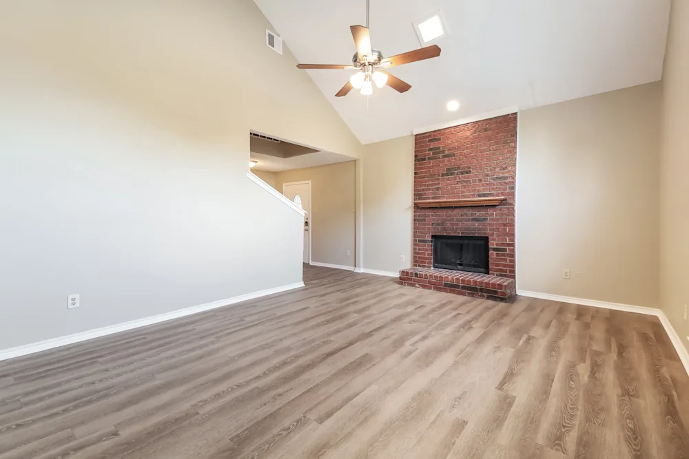 2017 Falcon Ridge Dr #NA - Photo 2 of 10