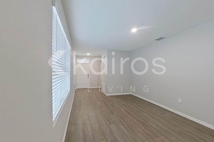 32036 Katelin Cir - Photo 5 of 26