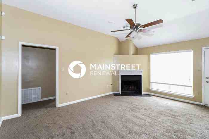 6452 Valley Oak Dr - Photo 3 of 16