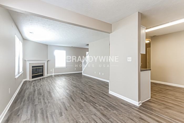 16720 Yeoman Way - Photo 4 of 18