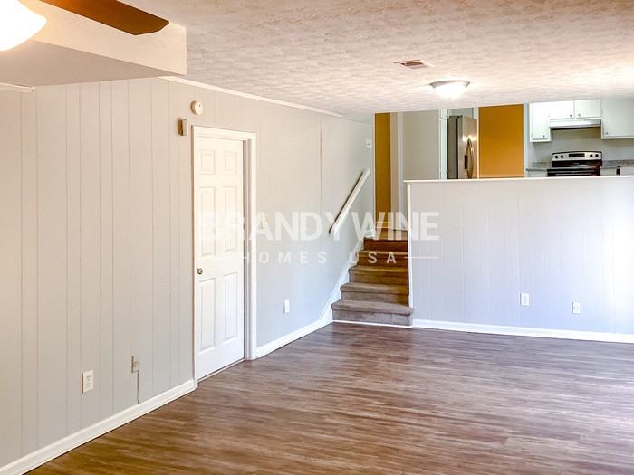 2248 Emerald Springs Dr - Photo 4 of 30