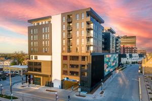 featured image of 3737 Farnam St