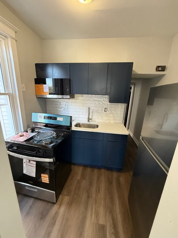 4908 N 12th St - Photo 6 of 8