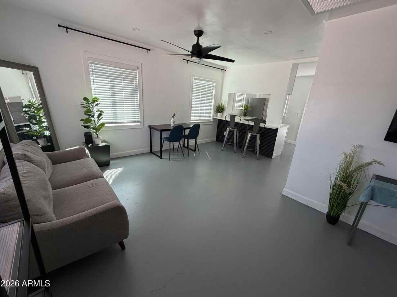 2708 N Dayton St - Photo 3 of 23