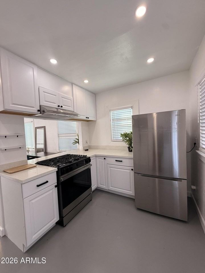 2708 N Dayton St - Photo 7 of 23