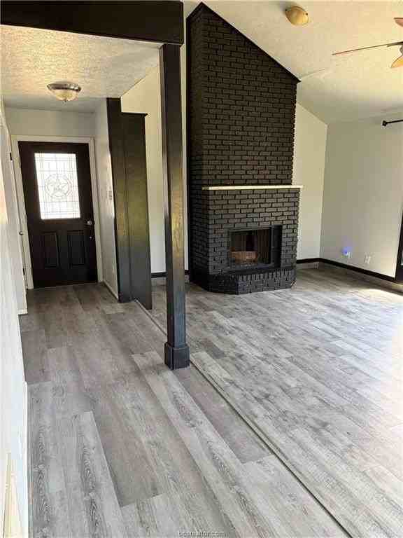 8902 Driftwood Dr - Photo 4 of 30