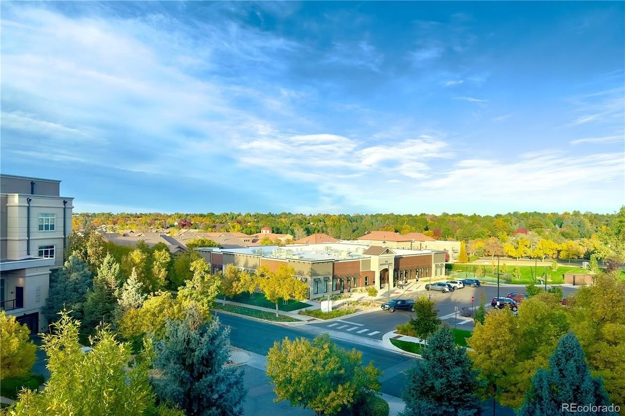 5677 S Park Pl - Photo 3 of 49