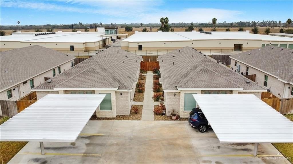 Nightingale Ave - Photo 3 of 19