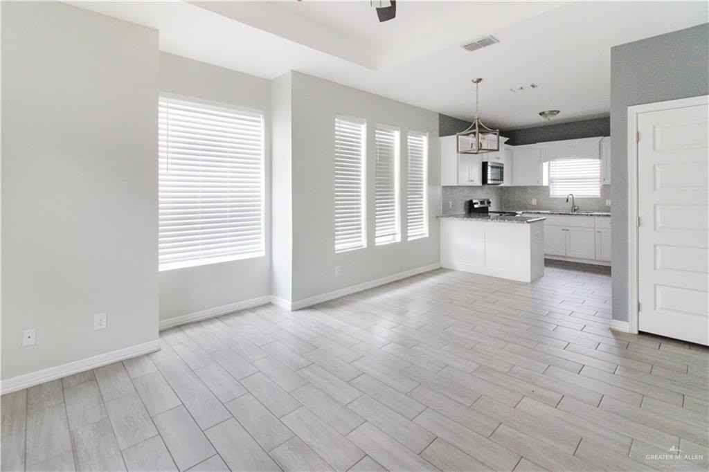 Nightingale Ave - Photo 6 of 19