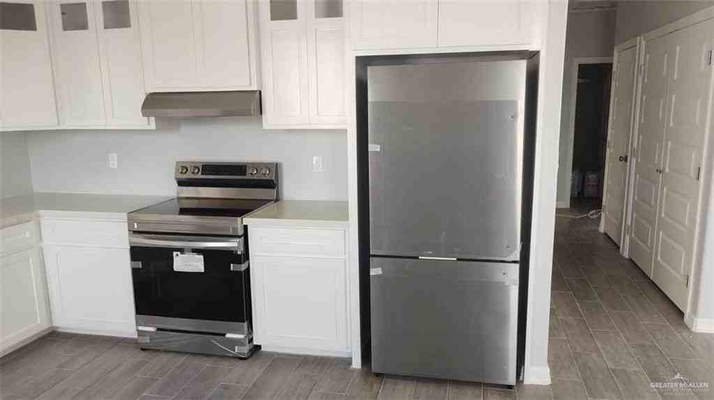 2000 Angus St - Photo 4 of 11