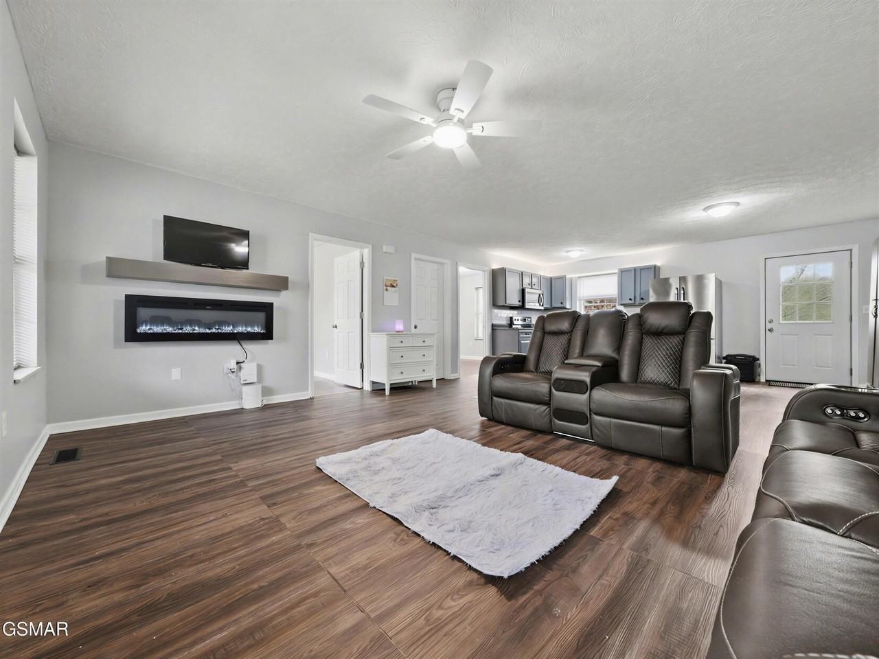 1916 Big Chiefs Skyview Dr - Photo 4 of 23