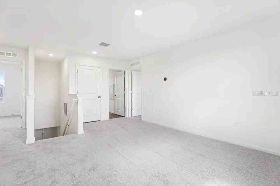 673 Hillview Loop - Photo 6 of 14