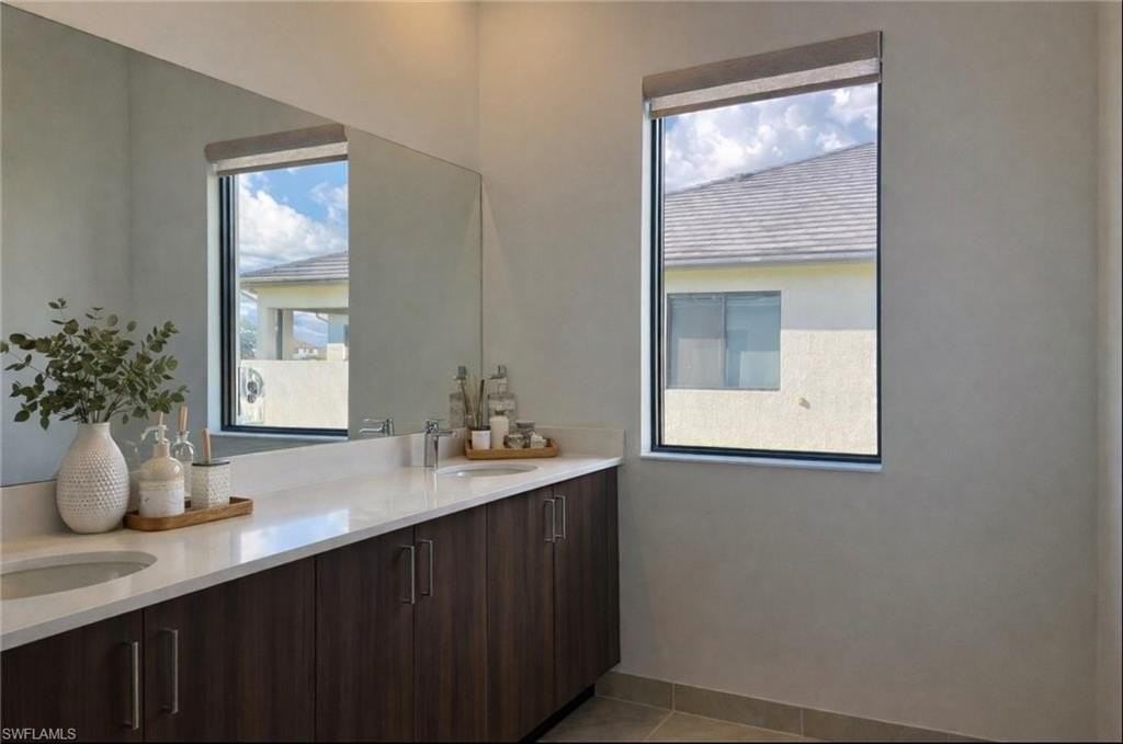 5114 Penella Ave - Photo 7 of 15