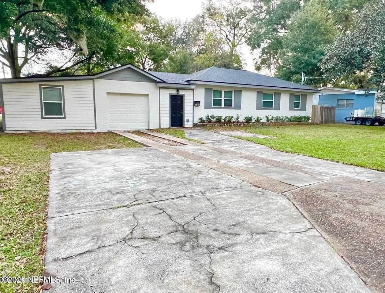 1961 New Haven Rd - Photo 2 of 50