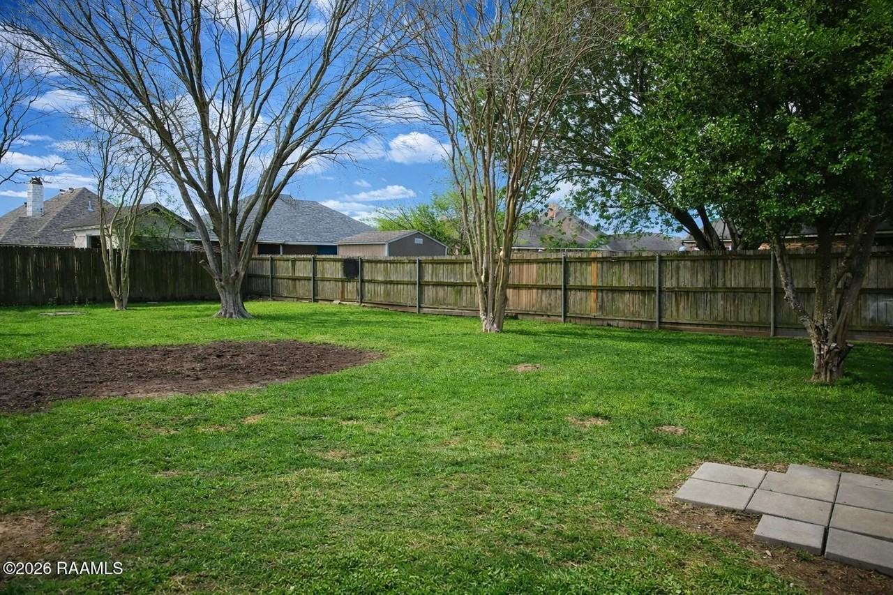 206 Windcreek Ln - Photo 4 of 30