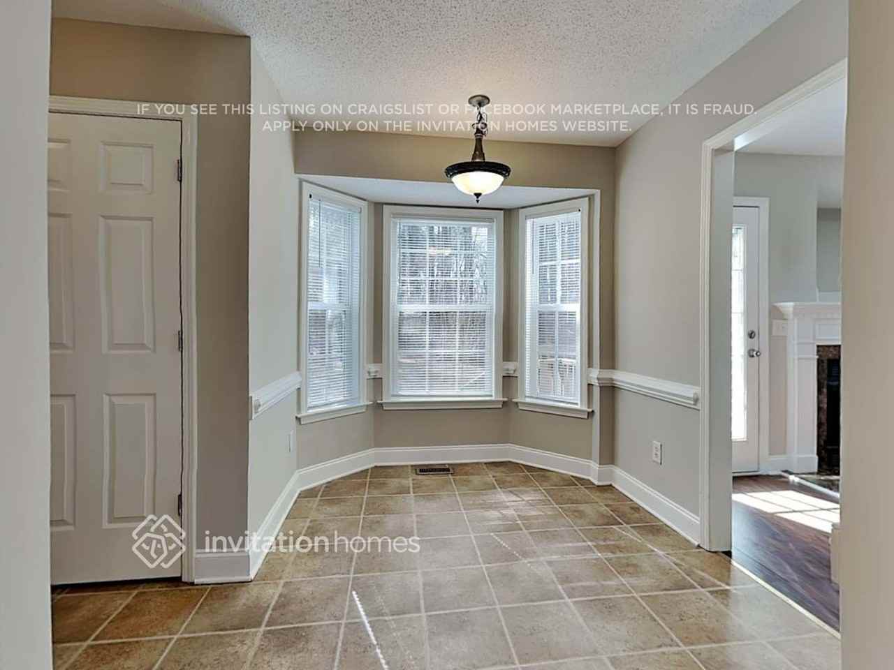 152 Saleen Dr - Photo 7 of 19