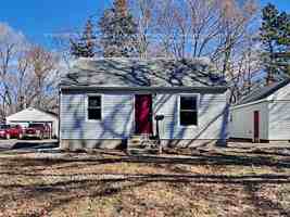 featured image of 6709 Channel Rd Ne