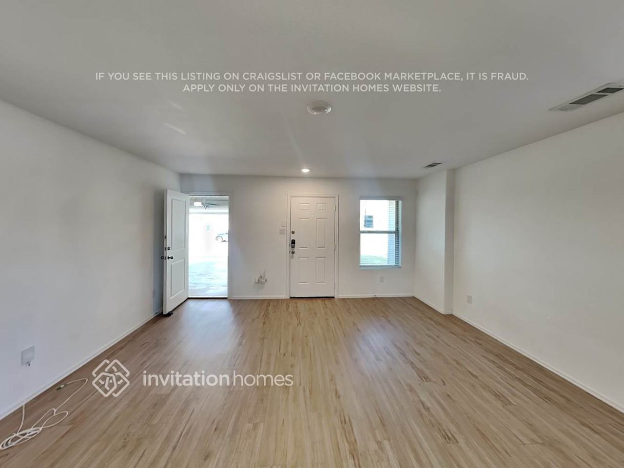 22296 Stoney Ravine Dr - Photo 4 of 17