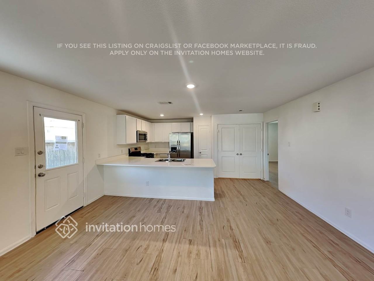 22296 Stoney Ravine Dr - Photo 5 of 17