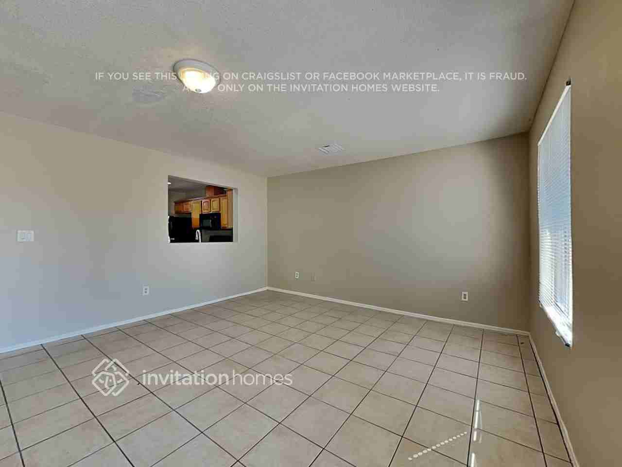 2527 E Wier Ave - Photo 4 of 18