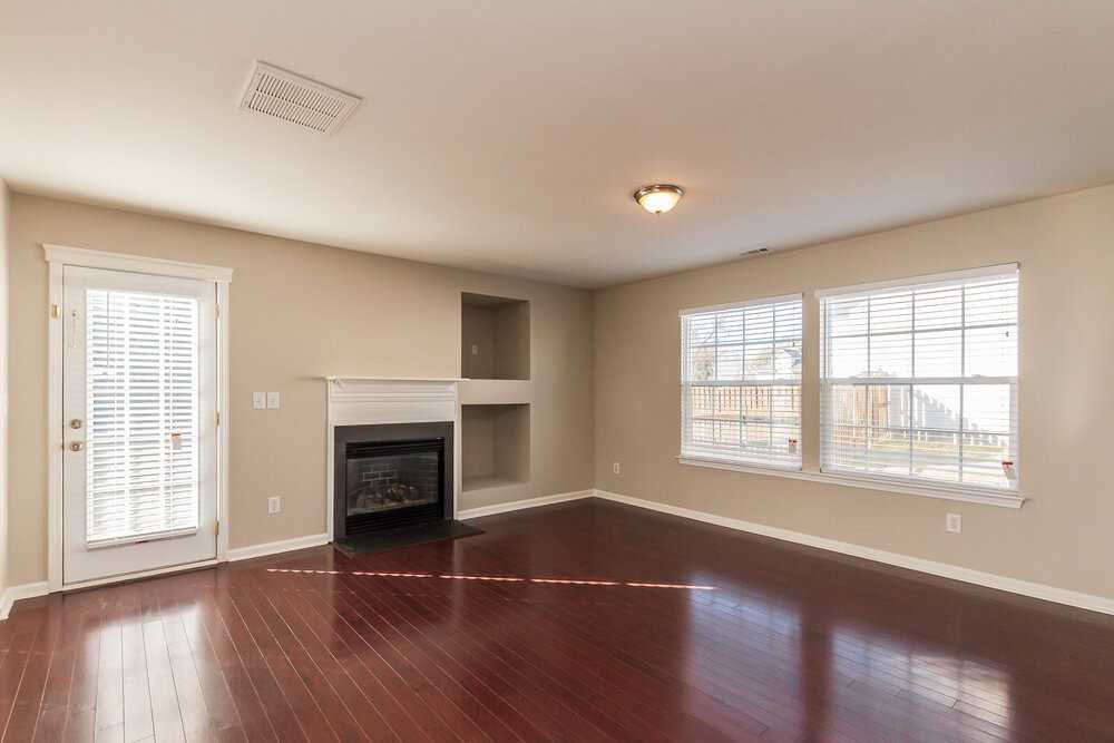 4603 Keeneland Ln - Photo 2 of 15