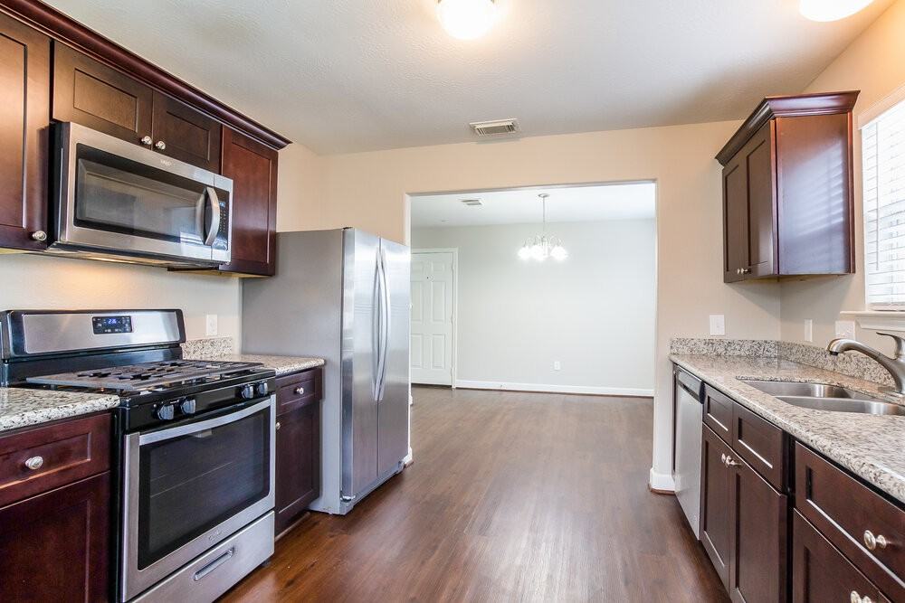 12519 Thistle Creek Ct - Photo 6 of 15