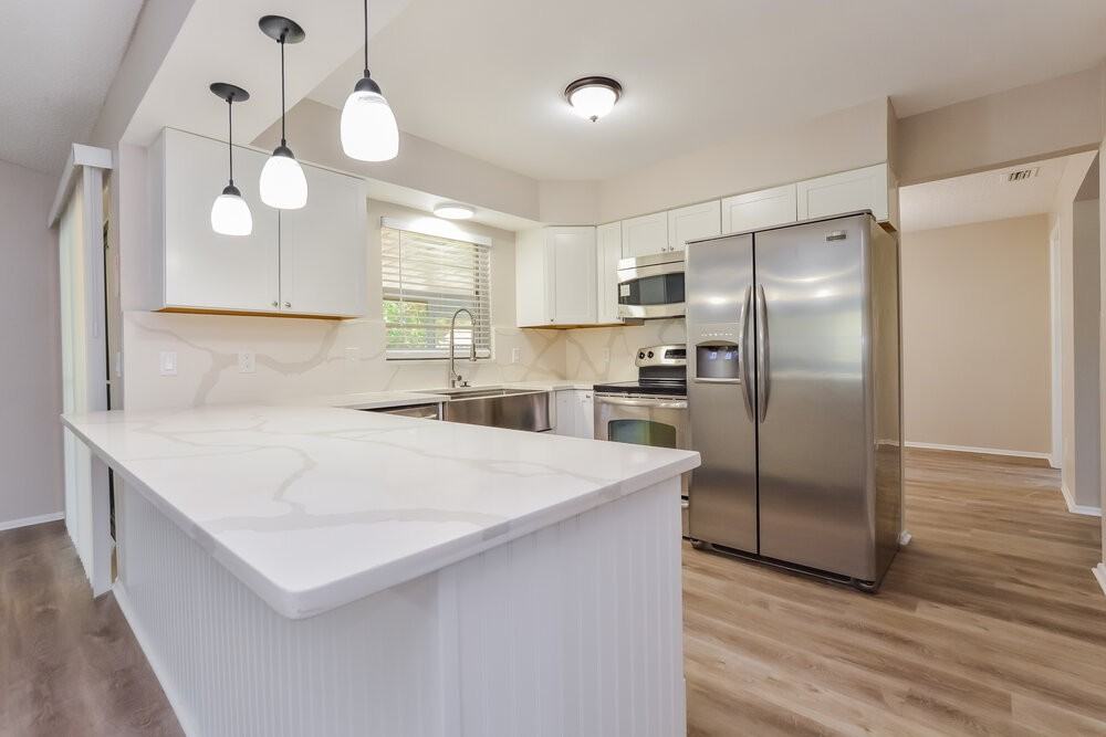 10423 Cedarhurst Ave - Photo 6 of 16