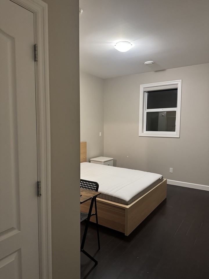 11825 5650 Elsom Ave #1 - Photo 2 of 3