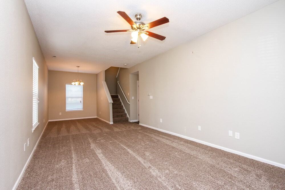 8020 Lake Tree Cir - Photo 2 of 17