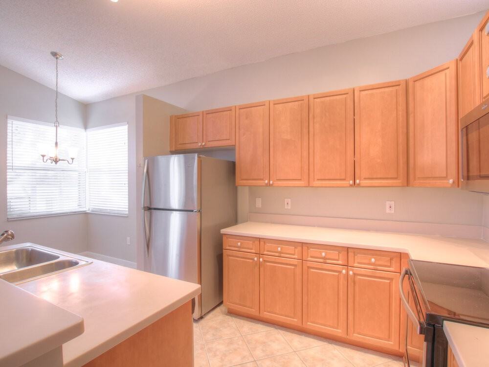 1261 Nw 159th Ave - Photo 6 of 23