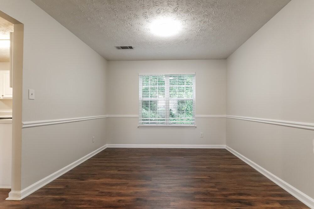 564 Kirtley Ct - Photo 7 of 18