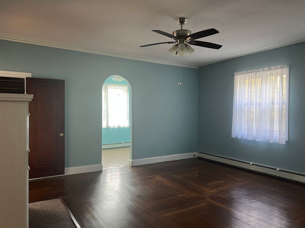 214 Goffe Ter - Photo 5 of 29