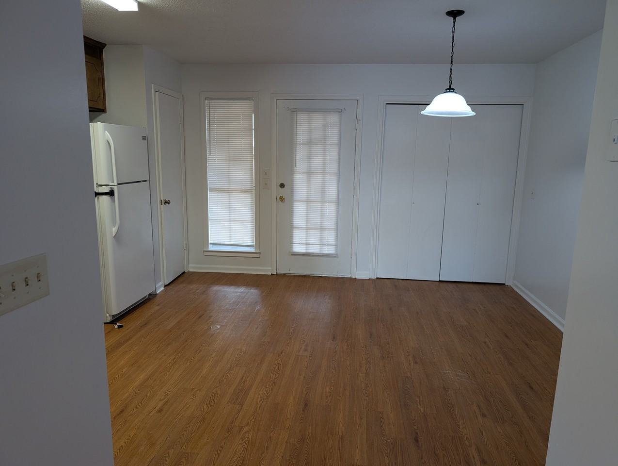 102 Edgefield Rd #2 - Photo 3 of 8