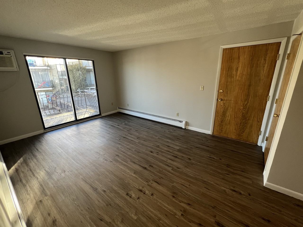 164 Whitehall Rd - Photo 5 of 12