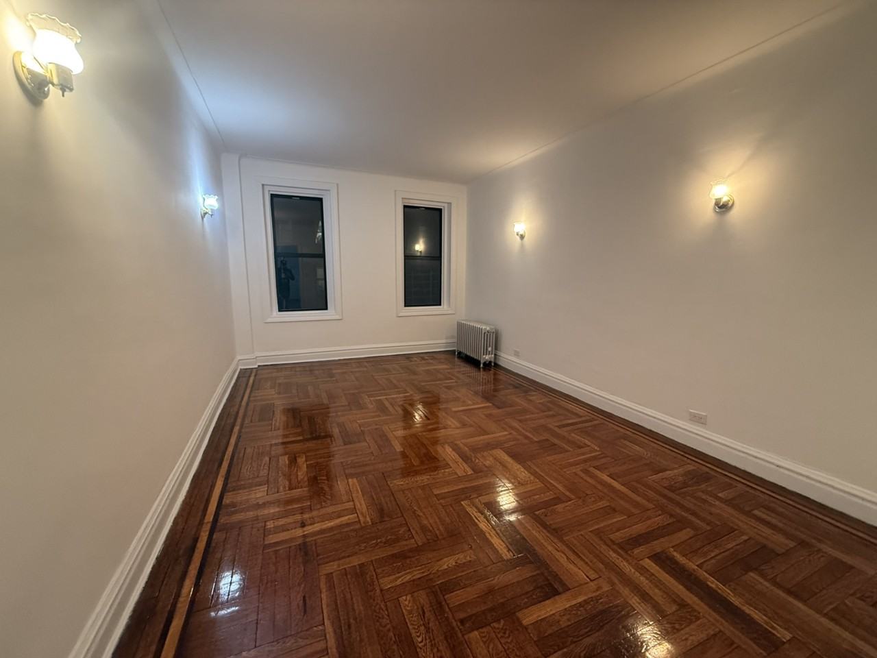 3454 Irwin Ave - Photo 3 of 5