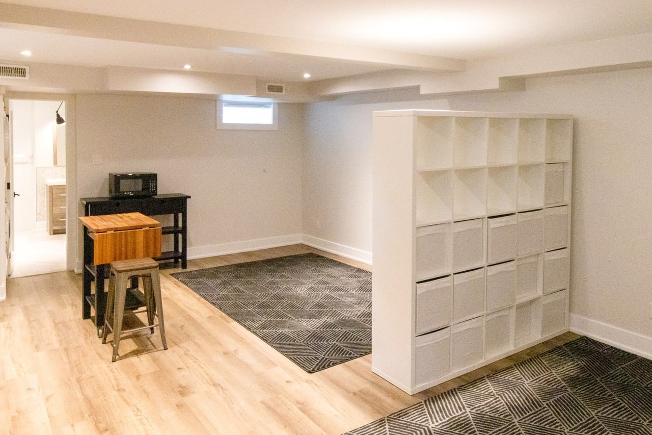 48 Albani St - Photo 5 of 9