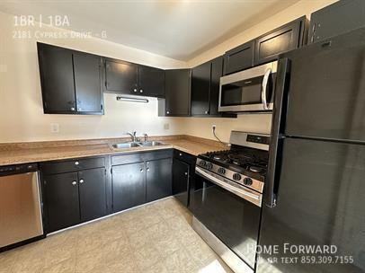 2181 Cypress Dr #G - Photo 4 of 9