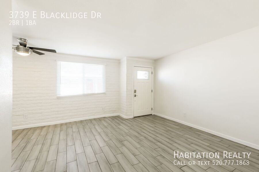 3739 E Blacklidge Dr - Photo 4 of 15