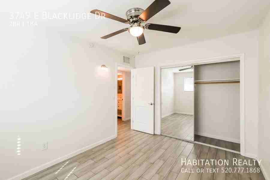 3749 E Blacklidge Dr - Photo 7 of 16