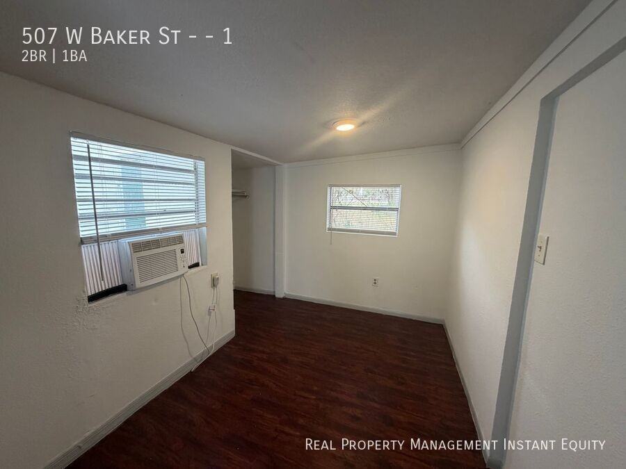 507 W Baker St #1 - Photo 2 of 11