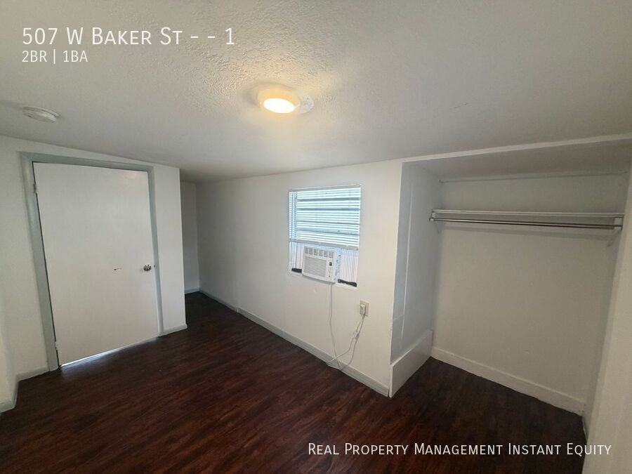 507 W Baker St #1 - Photo 3 of 11