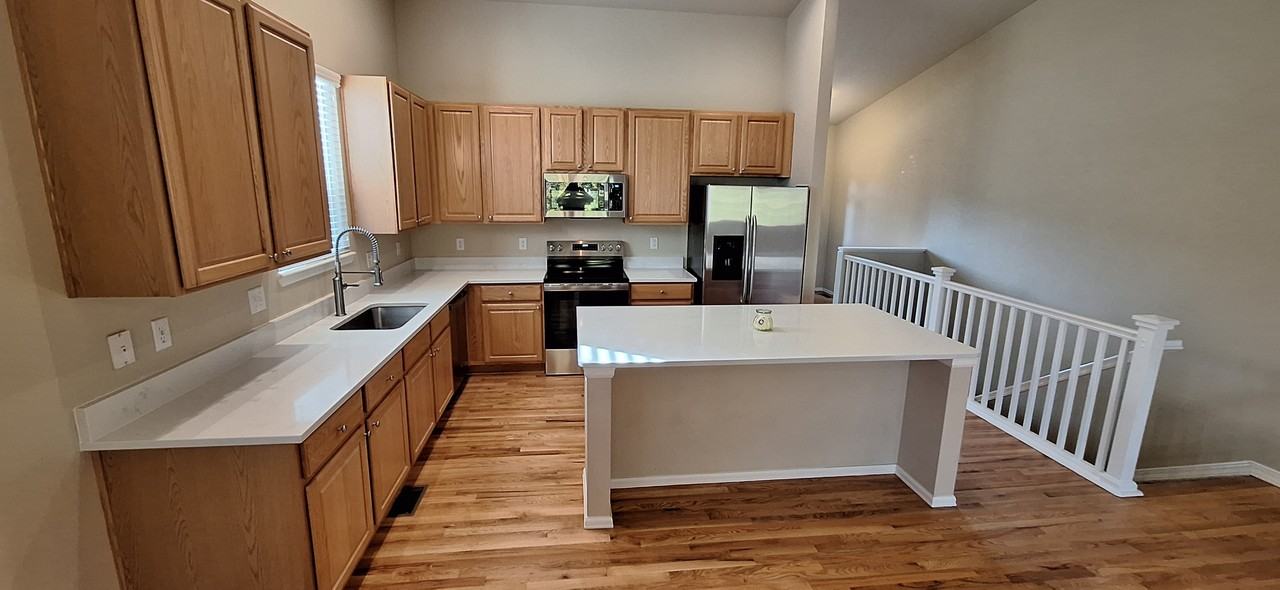 3645 Desert Ridge Cir - Photo 7 of 50