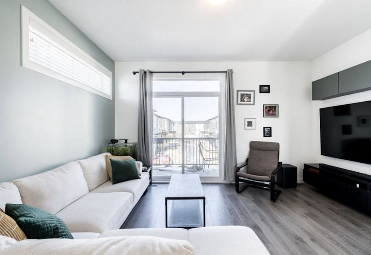 2416 210 Ave Se - Photo 6 of 25