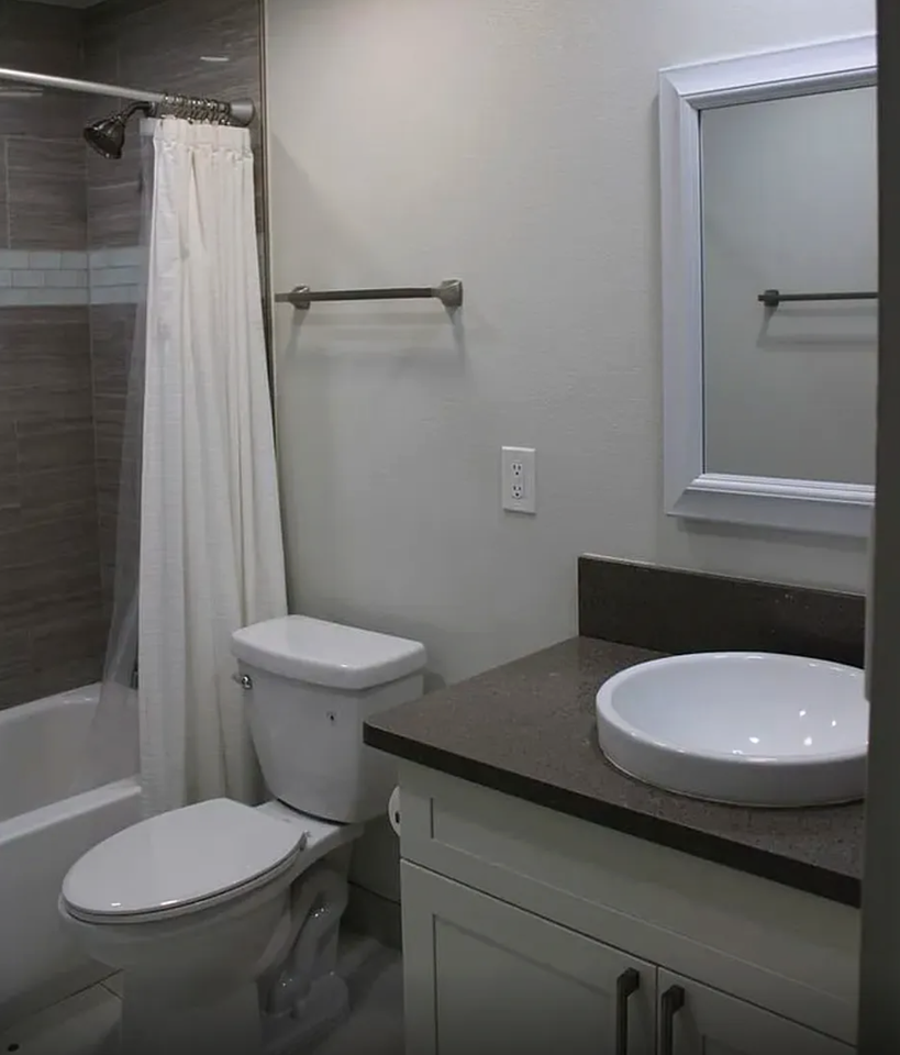 410 Kaha St #MAIN - Photo 3 of 6